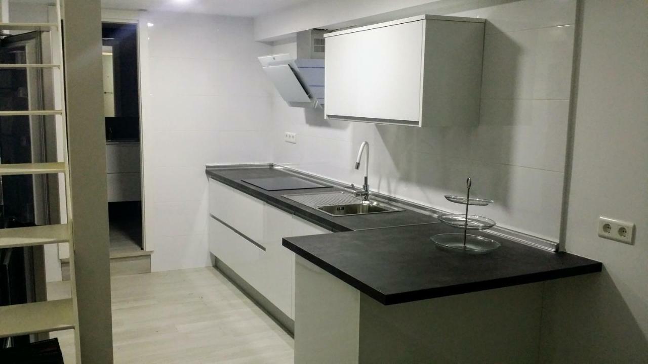 Loft Nerja Centro Apartment ภายนอก รูปภาพ