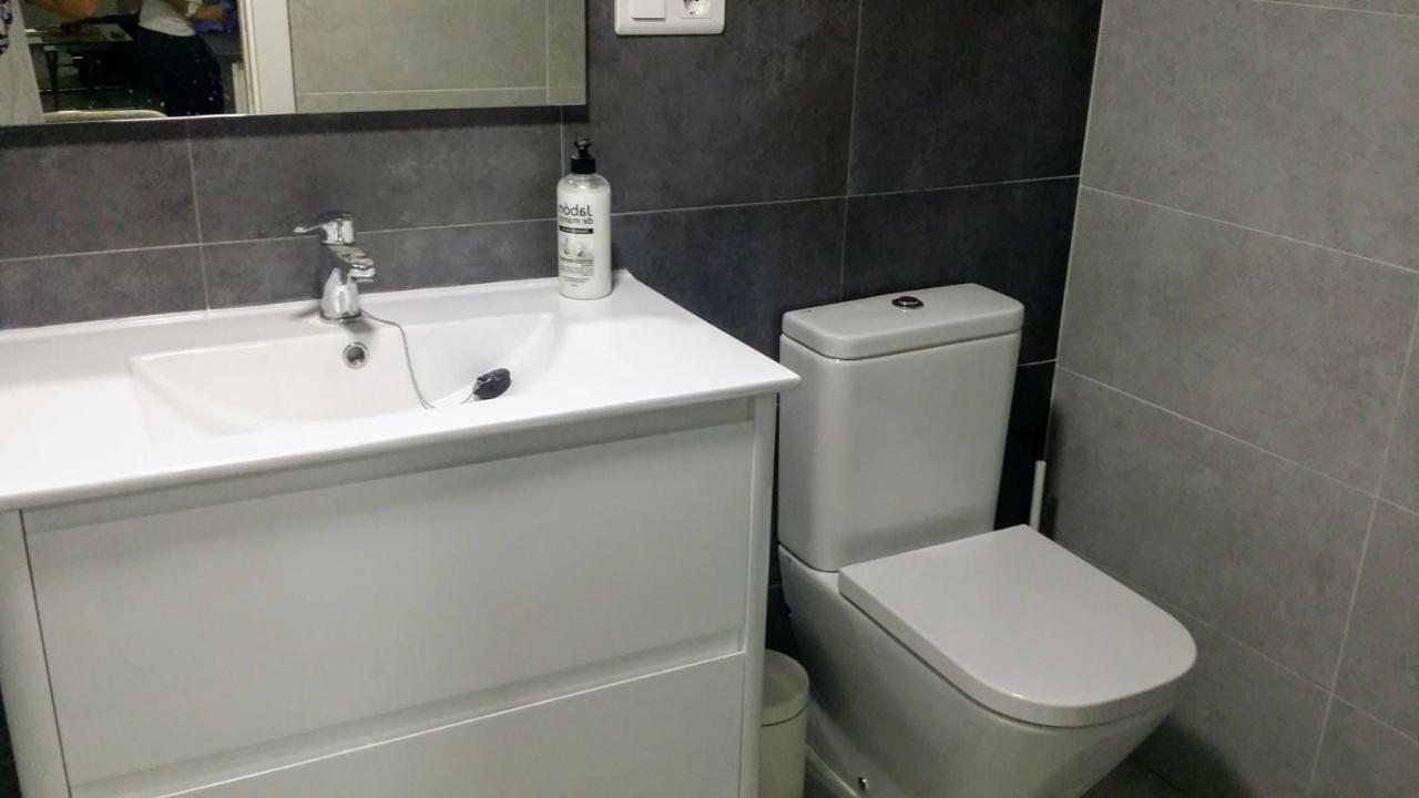 Loft Nerja Centro Apartment ภายนอก รูปภาพ